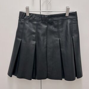 Holllister skirt leather
